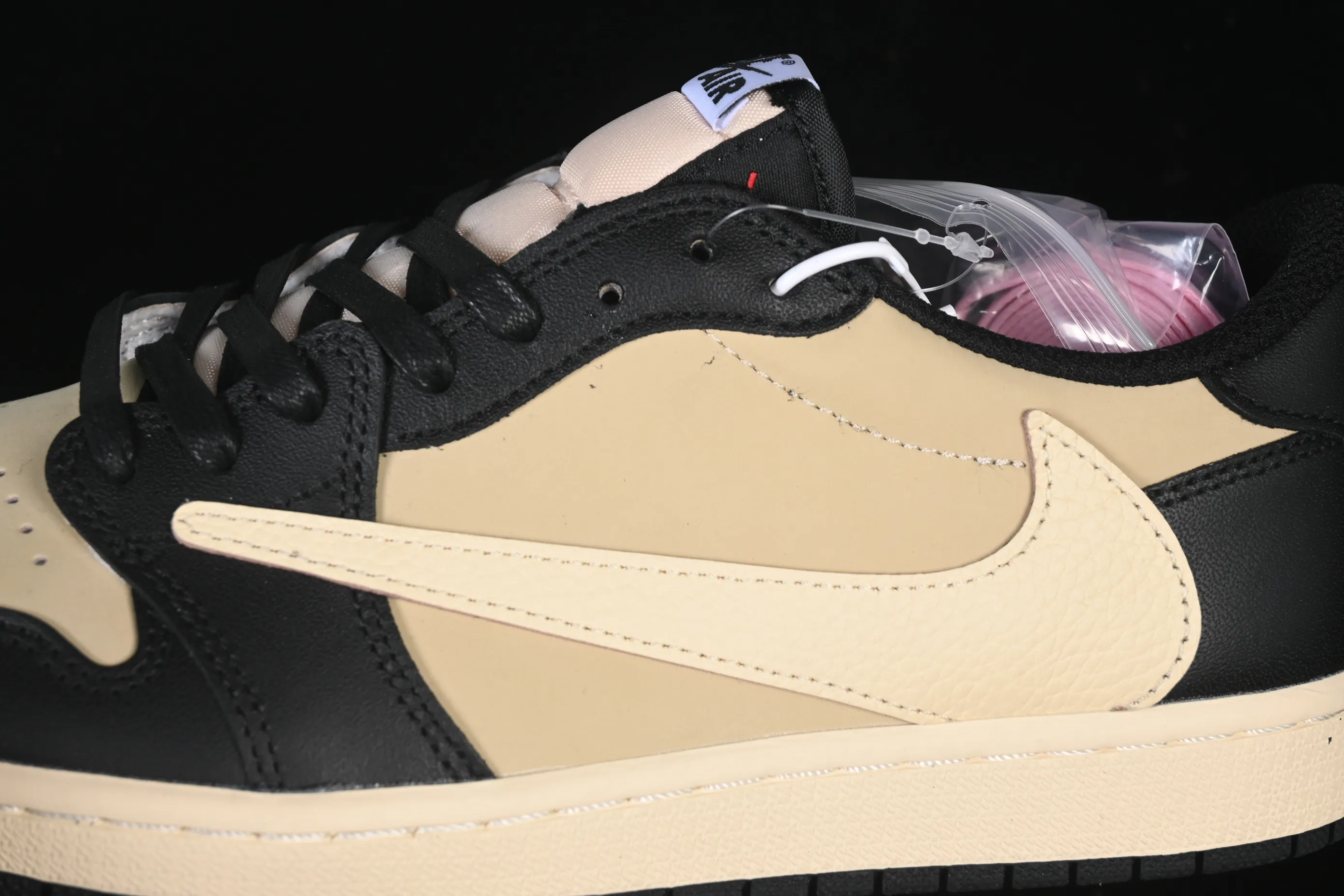 All categories Air Jordan Jordan series basketball shoes Air Jordan 1 Low Travis Scott x Air Jordan 1 Low OG AJ1 Joe 1 undercut low DZ4137-700